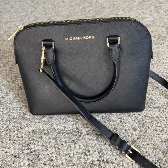 MICHAEL Michael Kors Handbags - Michael Kors Cindy Dome Sachel